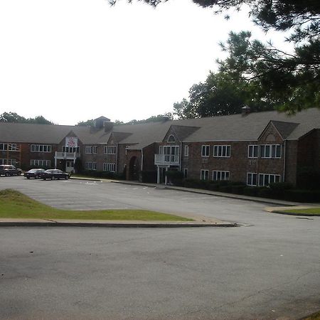 Econo Lodge Inn & Suites Groton Eksteriør bilde