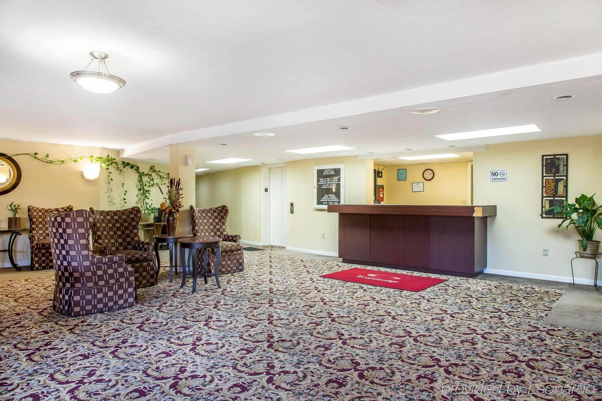Econo Lodge Inn & Suites Groton Eksteriør bilde